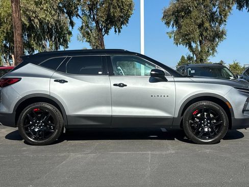Used 2024 Chevrolet Blazer LT w/ Redline Edition AWD/4WD image 4