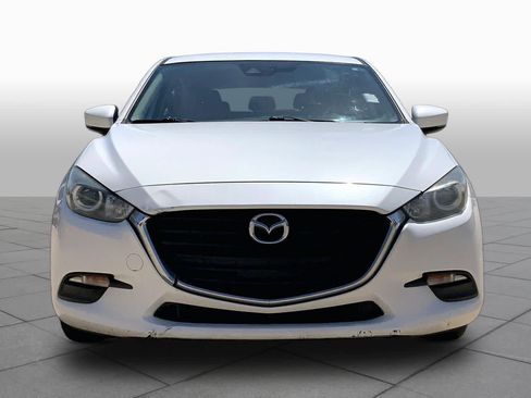 Used 2017 MAZDA MAZDA3 Touring FWD image 3