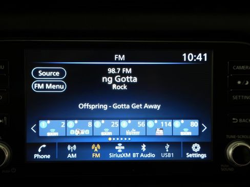 Used 2023 Nissan Kicks SR image 20