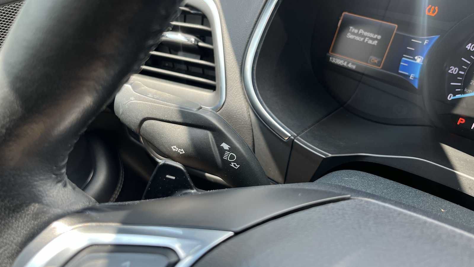 Used 2015 Ford Edge Titanium AWD/4WD image 38