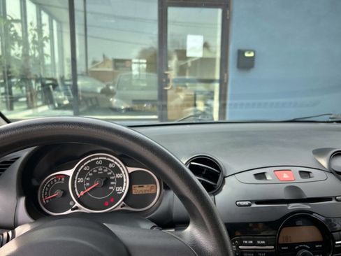 Used 2012 MAZDA MAZDA2 Sport image 12