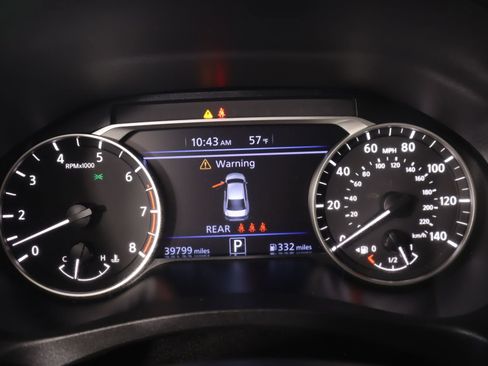 Used 2025 Nissan Altima 2.5 SV image 4