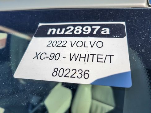 Used 2022 Volvo XC90 T6 Inscription w/ Lounge Package image 27