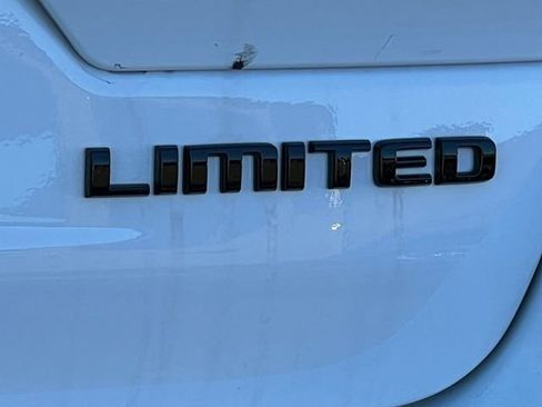 New 2025 Jeep Grand Cherokee Limited w/ Black Appearance Package image 7