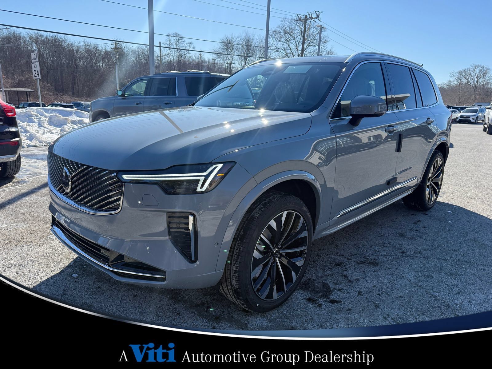 Used 2026 Volvo XC90 B6 Plus w/ Protection Package Premier AWD/4WD image 4