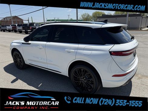 Used 2024 Lincoln Corsair Reserve w/ Equipment Group 201A AWD/4WD image 7