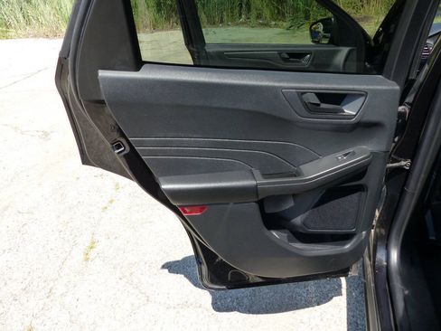 Used 2024 Ford Escape Active w/ Cold Weather Package FWD image 34