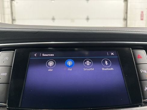 Used 2022 Buick Enclave Premium image 32