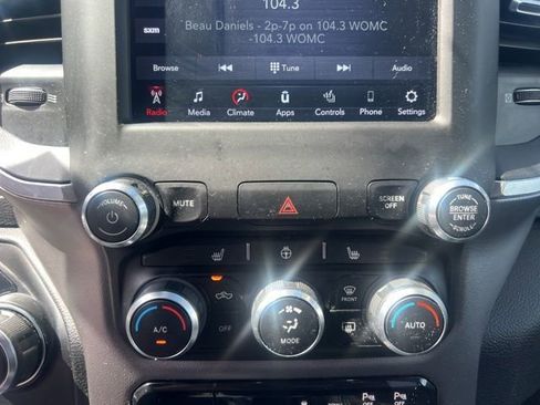 Used 2019 RAM 1500 Big Horn AWD/4WD image 26