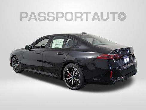 New 2027 BMW 550e xDrive w/ Premium Package AWD/4WD image 3