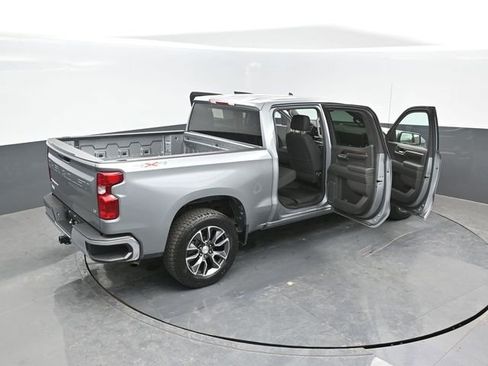 Used 2024 Chevrolet Silverado 1500 LT AWD/4WD image 23