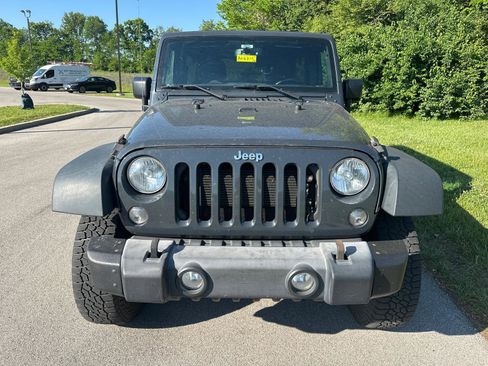 Used 2017 Jeep Wrangler Unlimited Sport w/ Quick Order Package 24S AWD/4WD image 6