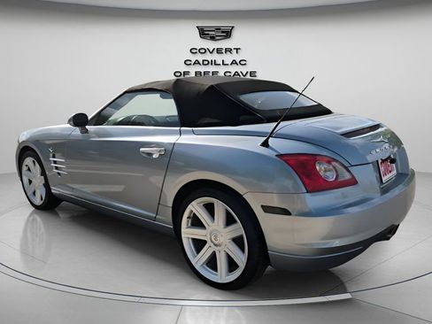 Used 2006 Chrysler Crossfire Limited image 7