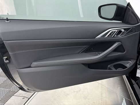 Used 2024 BMW 430i Coupe w/ Premium Package RWD image 26