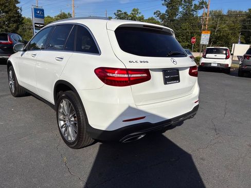 Used 2019 Mercedes-Benz GLC 300 4MATIC image 5
