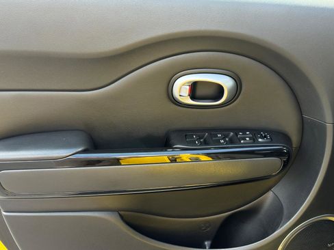 Used 2015 Kia Soul + w/ Audio Package image 14