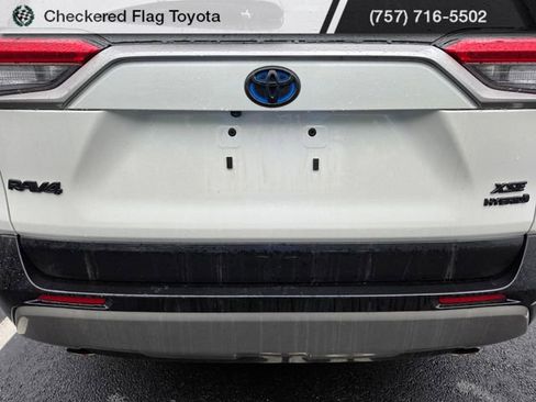 Used 2023 Toyota RAV4 XSE w/ XSE Grade Weather Package AWD/4WD image 7