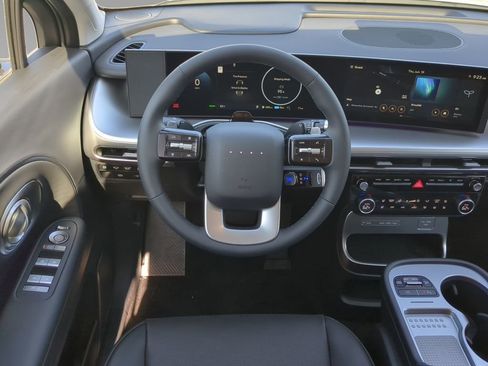 New 2026 Hyundai Ioniq 9 SEL image 15