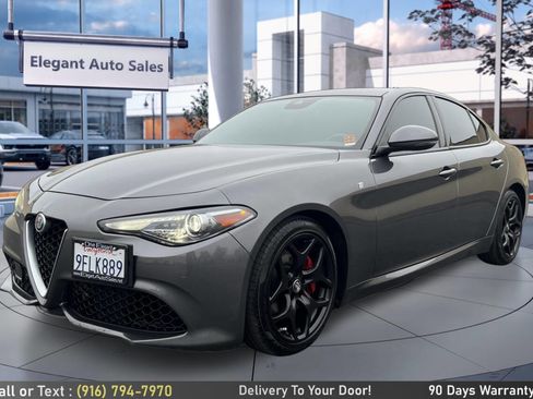 Used 2022 Alfa Romeo Giulia Ti image 11