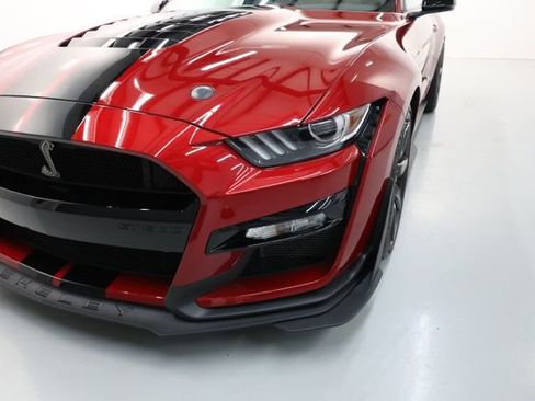 Used 2020 Ford Mustang Shelby GT500 w/ Carbon Fiber Track Pack RWD image 57