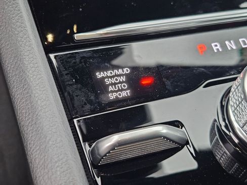 New 2026 Jeep Grand Cherokee Limited w/ Limited Altitude Package image 32