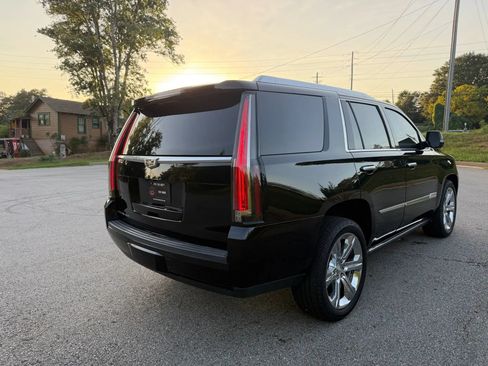 Used 2015 Cadillac Escalade Premium AWD/4WD image 6