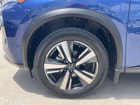 Certified 2023 Nissan Rogue SL w/ SL Premium Package FWD image 27