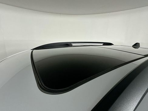 Used 2022 Chevrolet Equinox LT image 30