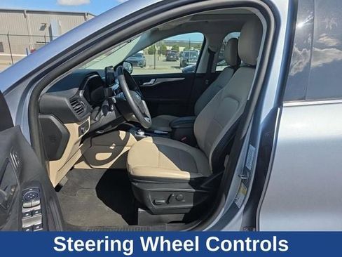 Used 2022 Ford Escape Titanium w/ Class II Trailer Tow Package image 22