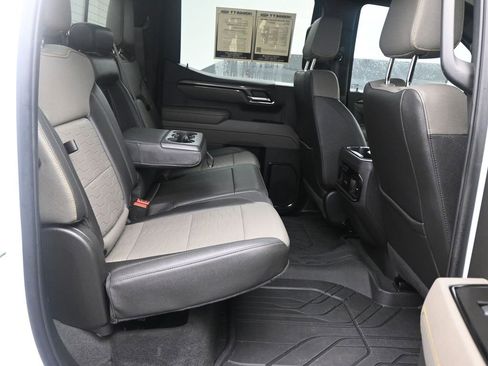 Used 2025 Chevrolet Silverado 1500 ZR2 w/ Technology Package image 10