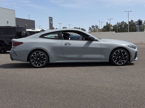 Used 2025 BMW M440i Coupe RWD image 5