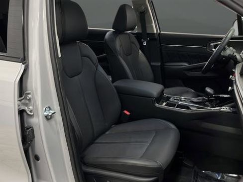 Used 2025 Kia Sorento SX AWD/4WD image 24