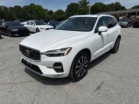 Used 2023 Volvo XC60 B5 Plus FWD image 1