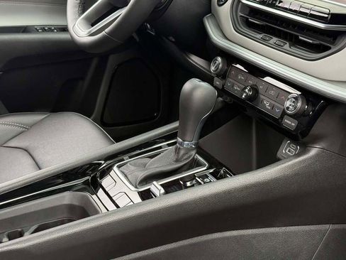 New 2026 Jeep Compass Limited image 24