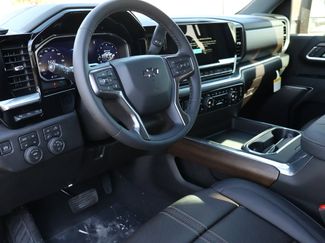 New 2026 Chevrolet Silverado 2500 High Country w/ Midnight Edition AWD/4WD video 2