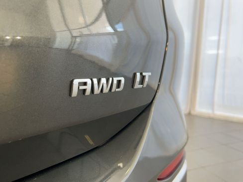 Used 2019 Chevrolet Equinox LT image 34