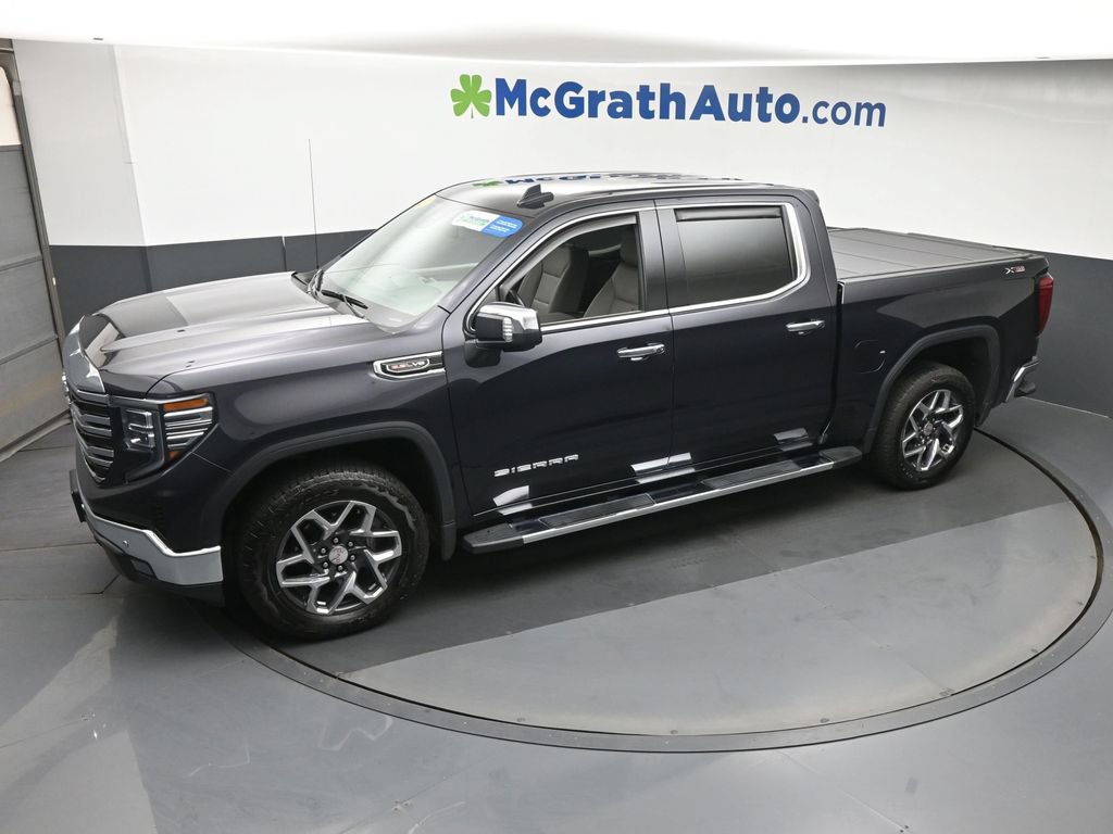 Used 2023 GMC Sierra 1500 SLT w/ SLT Premium Plus Package AWD/4WD image 23