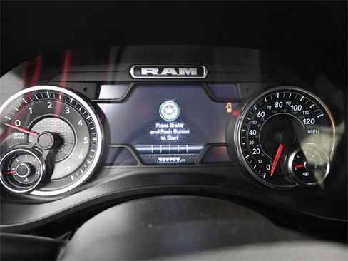 Used 2022 RAM 1500 Big Horn image 12