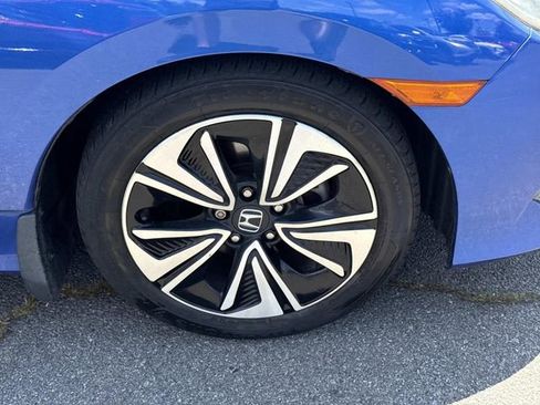 Used 2017 Honda Civic EX-T image 7