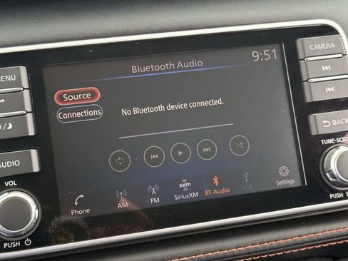 Used 2019 Nissan Kicks SR w/ SR Premium Package FWD image 19