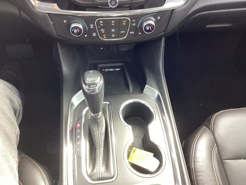 Used 2018 Chevrolet Traverse Premier w/ LPO, 'HIT The Road' Package image 23