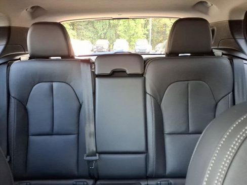 New 2026 Volvo XC40 B5 Plus w/ Protection Package Premier image 15