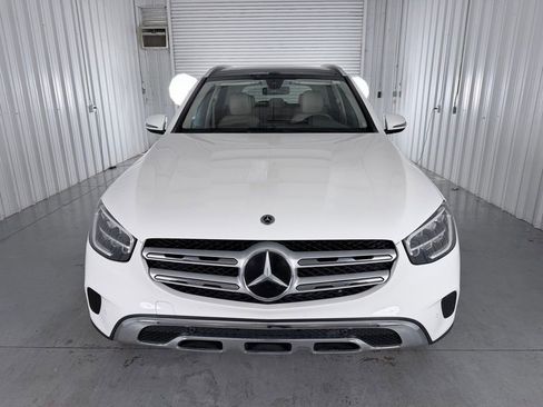 Used 2021 Mercedes-Benz GLC 300 image 2
