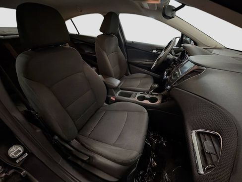 Used 2017 Chevrolet Cruze LT FWD image 28