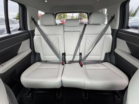Used 2026 Hyundai Santa Fe SEL FWD image 37