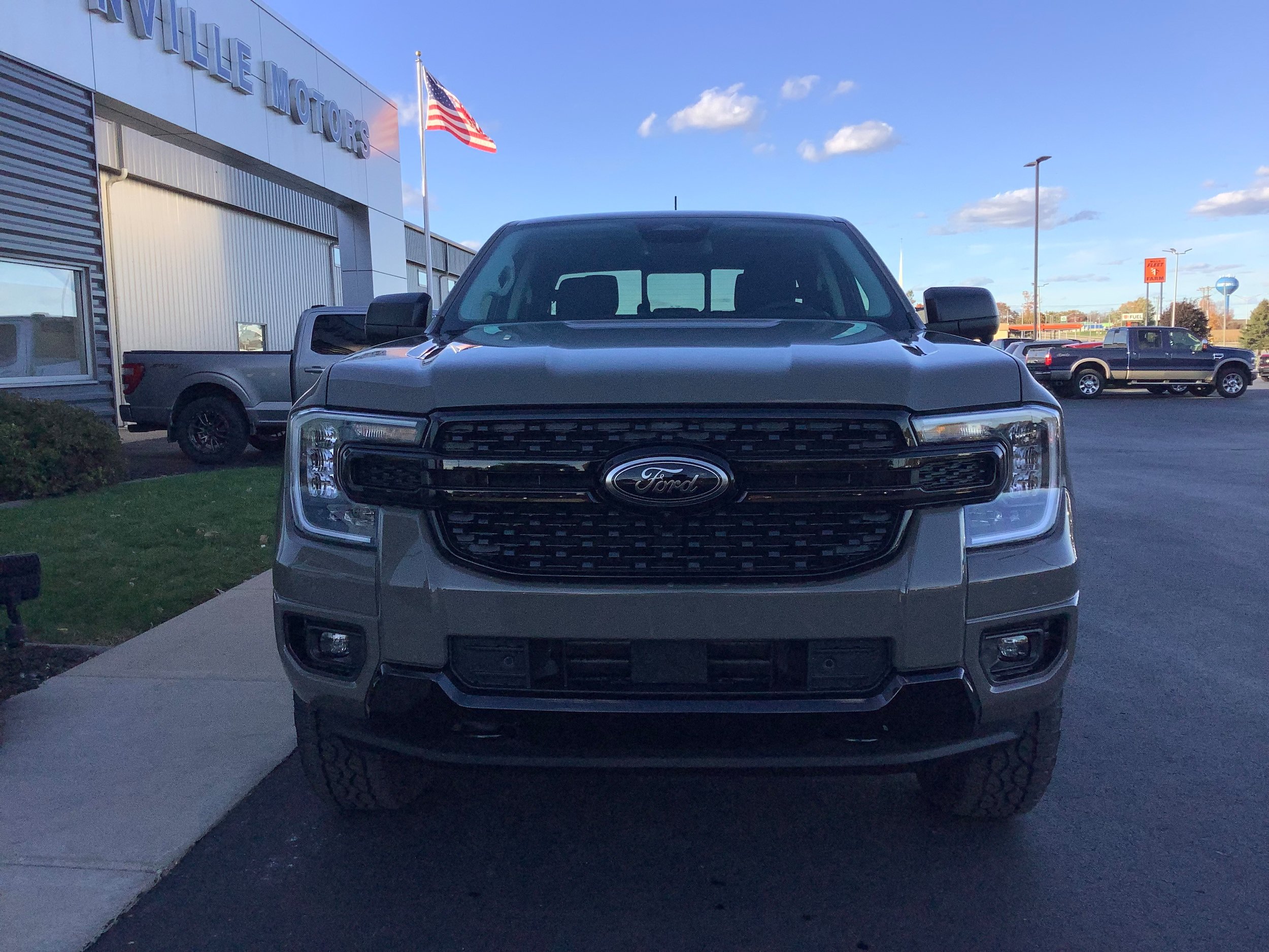New 2026 Ford Ranger XLT w/ Equipment Group 301A High AWD/4WD image 3