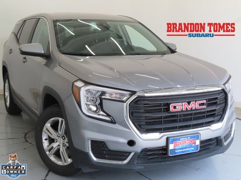 Used 2024 GMC Terrain SLE AWD/4WD image 1