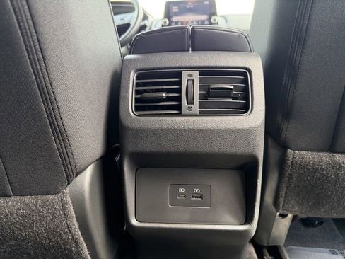 Used 2023 Nissan Rogue SV image 31