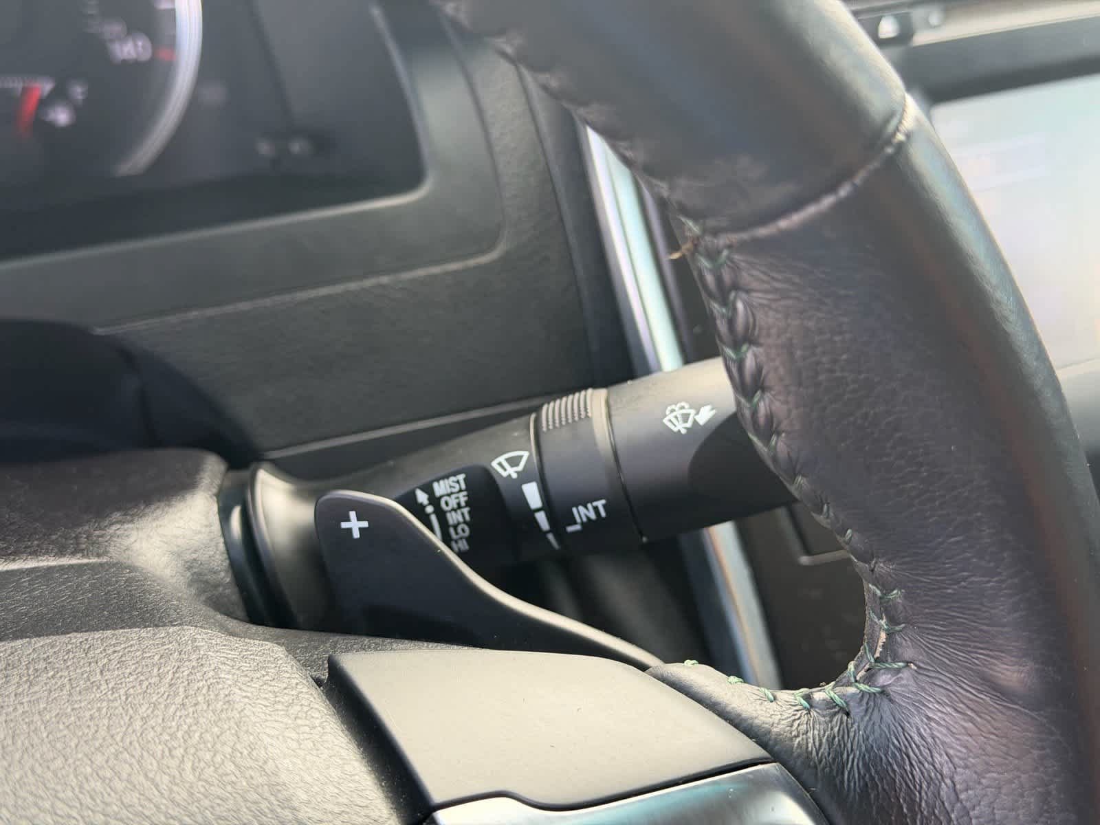 Used 2017 Toyota Camry SE FWD image 25