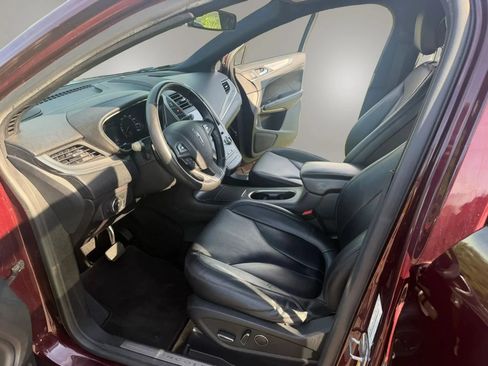 Used 2016 Lincoln MKC Premiere FWD image 11